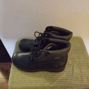 NEW RUGGED OUTBACK BOOTS (SIZE 13)